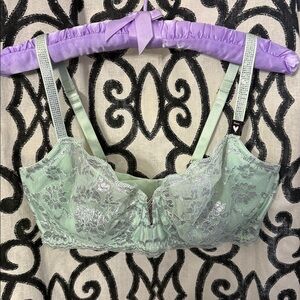 NWT 36DD Victoria's Secret Dream Angels Push-up No Padding Lace Bra Mint Green